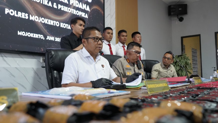Polisi Berhasil Bongkar Peredaran Vape Mengandung Etomidate