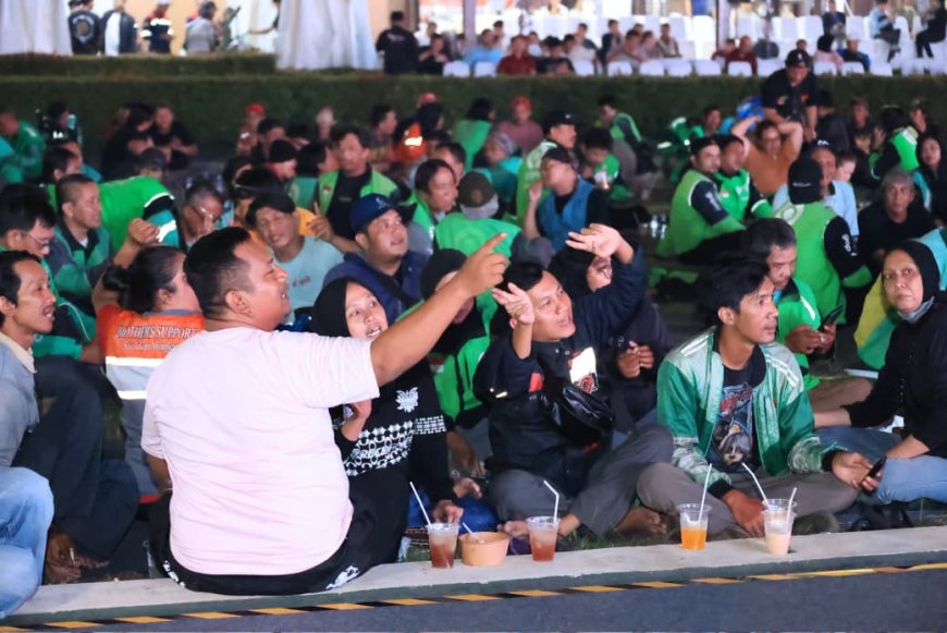 Wakapolri Dorong Semangat Persatuan melalui Nobar Bersama